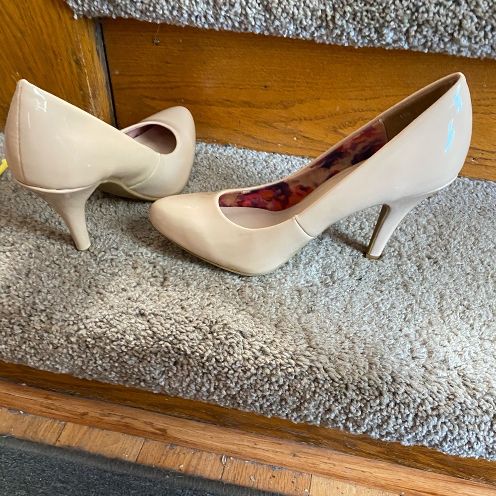 Fergalicious gently worn heels